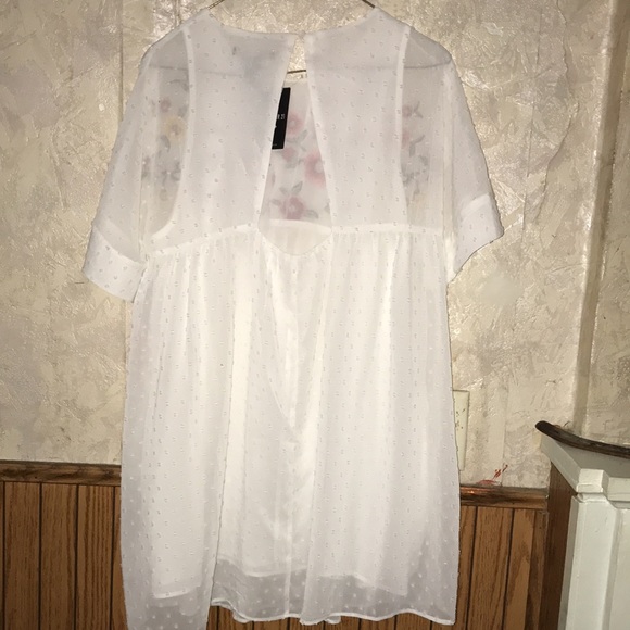 4/$10🌻🌻White & multi color floral forever 21 dress - Picture 3 of 6